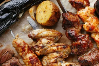 BQQ Grill Gemüse Fleisch Essen Saucen